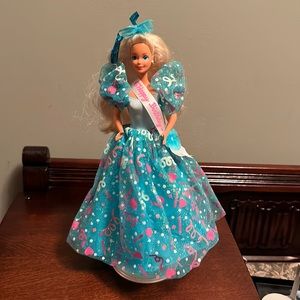 1993 Happy Birthday Barbie.